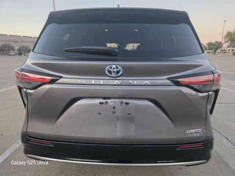 2021 Toyota Sienna Limited 7-Passenger