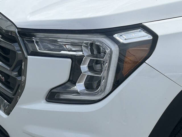 2023 GMC Terrain AT4