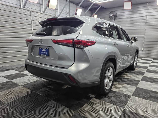 2021 Toyota Highlander LE