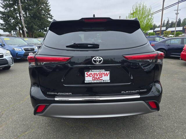 2023 Toyota Highlander Platinum
