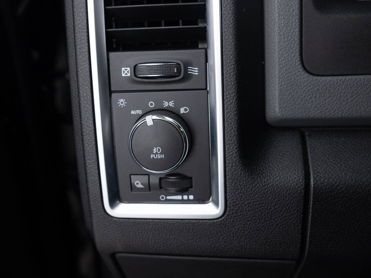 Used Car 2015 Ram 1500  Outdoorsman 4x4 4dr Crew Cab 6.3 Ft. Sb Pickup For Sale Under $20,000 In Coal City, Illinois