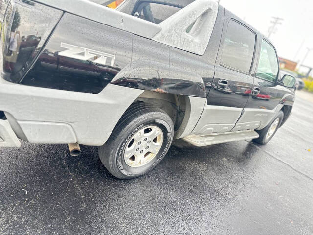 2002 Chevrolet Avalanche for sale at Somerset Auto Sales in Somerset, KY