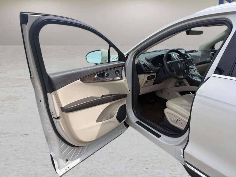 2020 Lincoln Nautilus Reserve