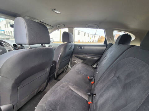 2015 Nissan Rogue Select S