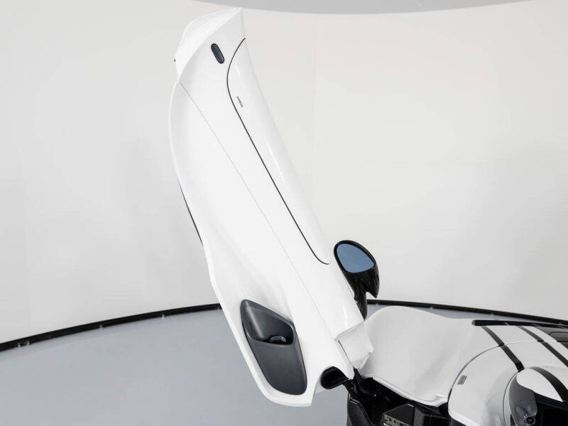 2021 McLaren Elva