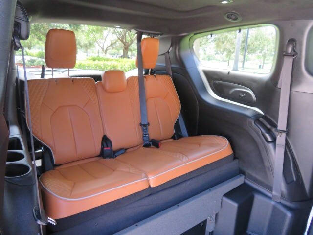 2022 Chrysler Pacifica Pinnacle
