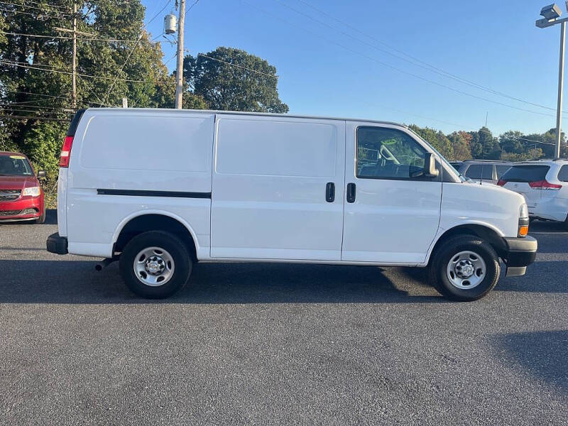 2021 Chevrolet Express 2500