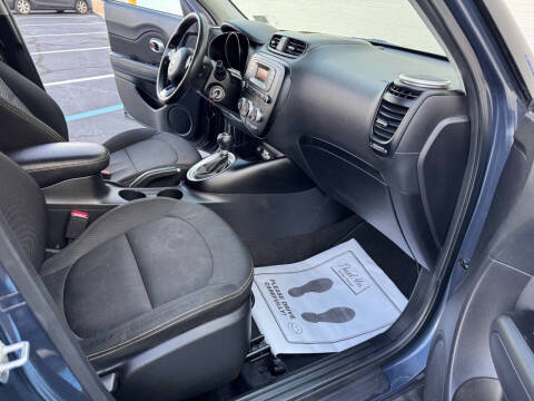 2014 Kia Soul +