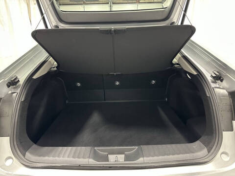 2025 Toyota Prius XLE