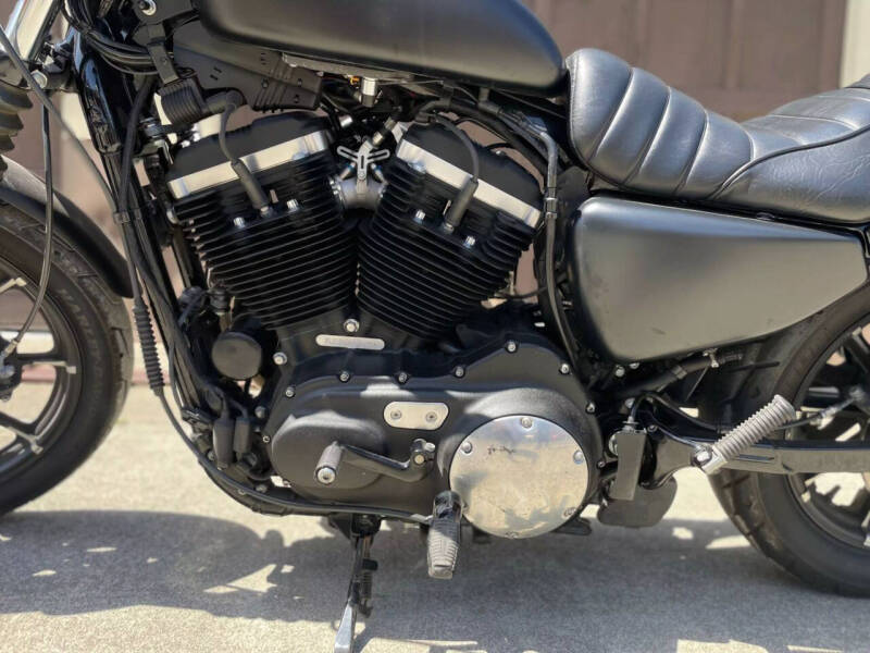 2022 Harley-Davidson XL883N Iron 883