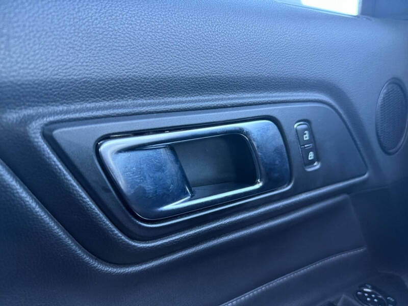 2023 Ford Mustang EcoBoost Premium