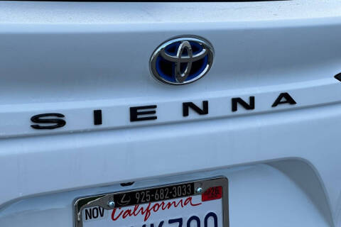 2024 Toyota Sienna XSE 7-Passenger