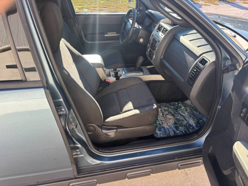 2011 Ford Escape XLT