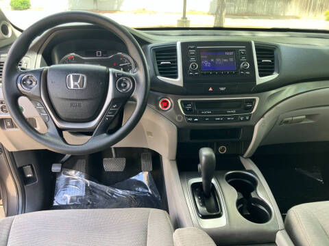 2017 Honda Pilot LX