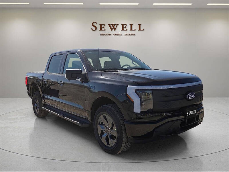 2025 Ford F-150 Lightning Flash