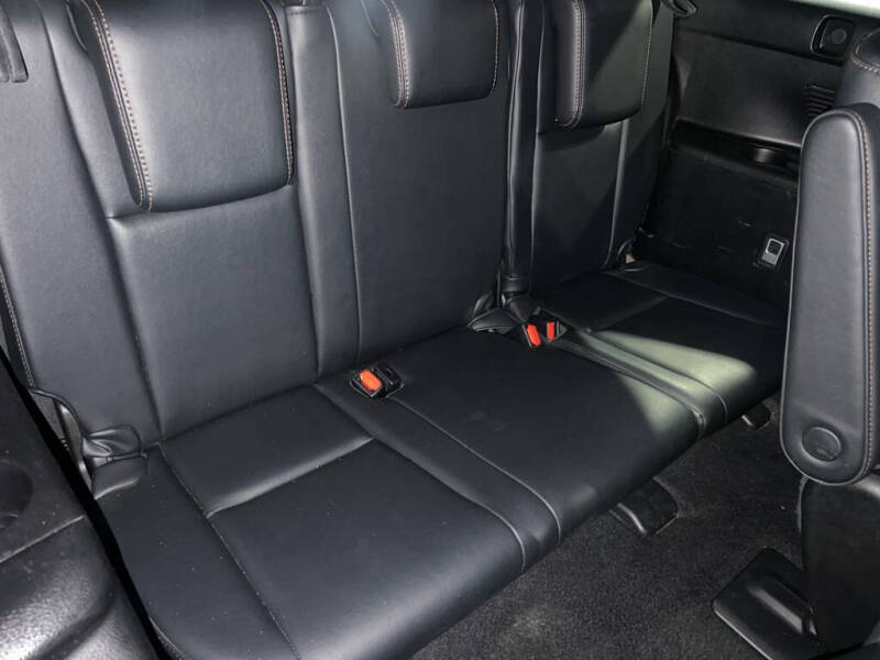 2017 Toyota Highlander SE