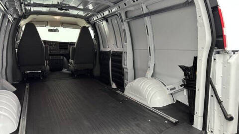 2024 GMC Savana 2500