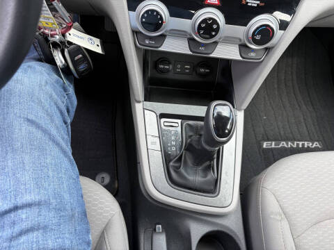 2019 Hyundai Elantra