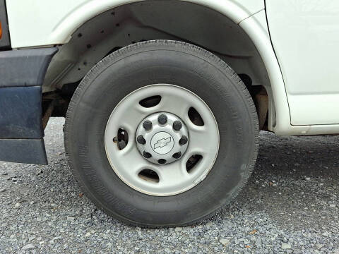 2017 Chevrolet Express LS 2500