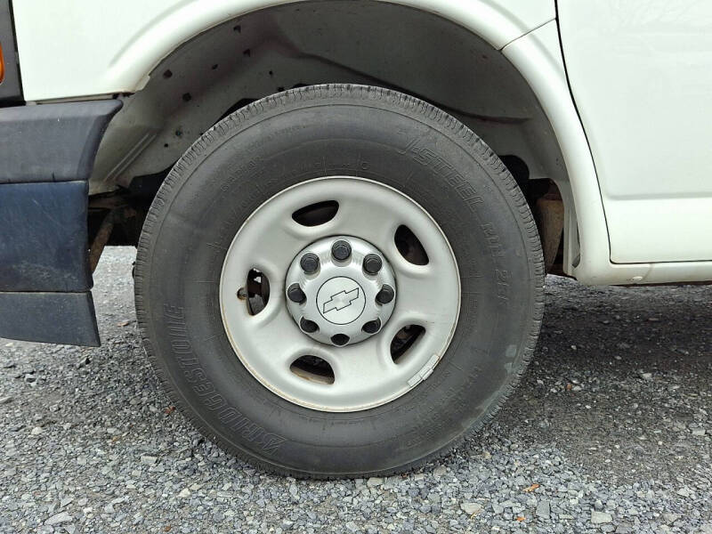 2017 Chevrolet Express LS 2500