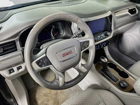 2017 GMC Acadia SLE-2
