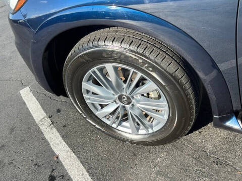 2024 Infiniti QX80 Luxe