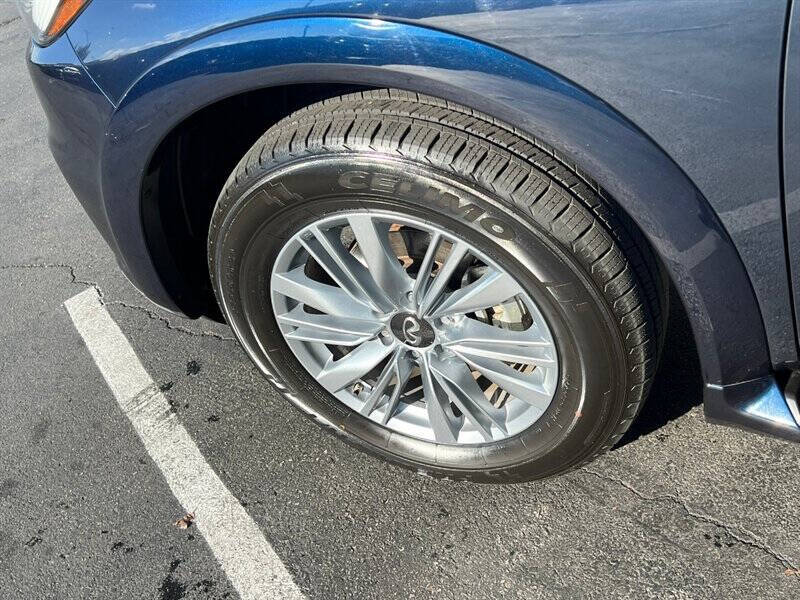 2024 Infiniti QX80 Luxe