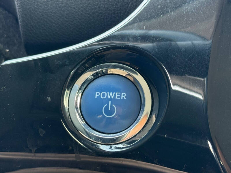 2020 Toyota Prius XLE AWD-e
