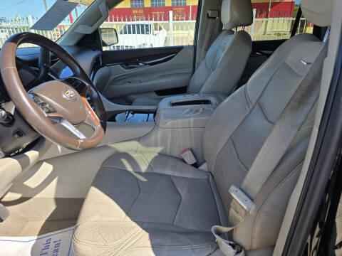 2015 Cadillac Escalade Luxury