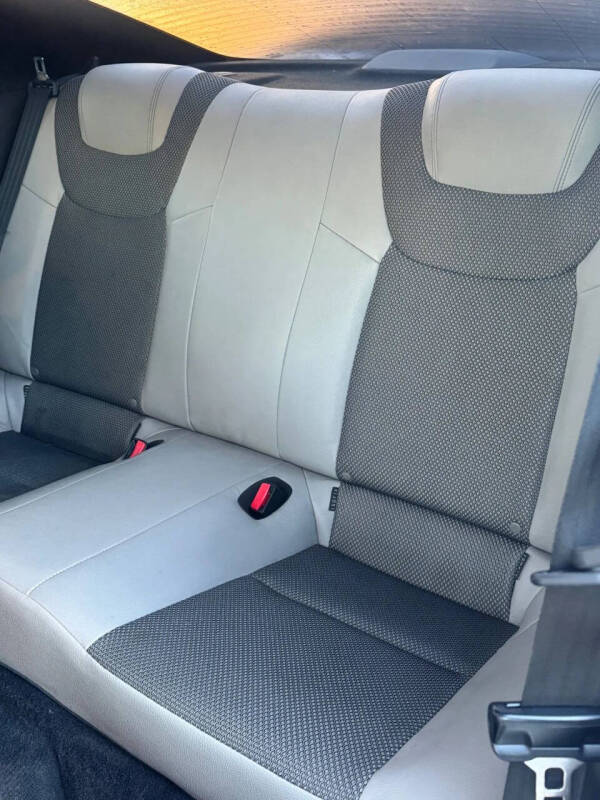 2016 Hyundai Genesis Coupe