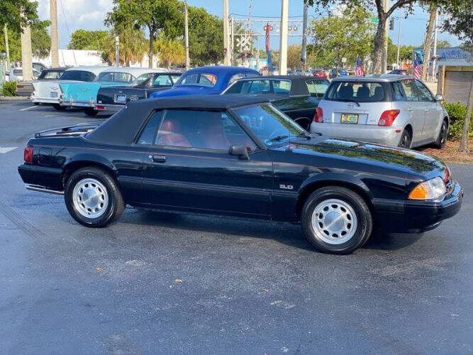 1989 Ford Mustang