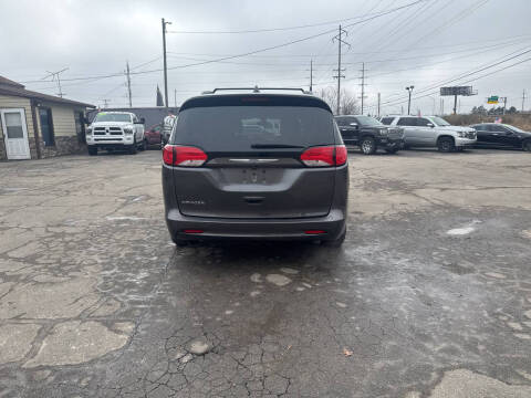 2020 Chrysler Voyager LXi