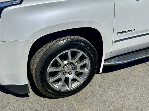 2017 GMC Yukon Denali