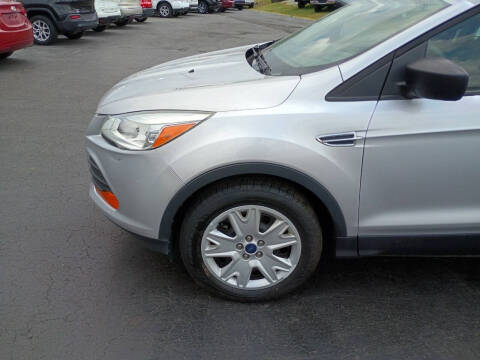 2016 Ford Escape S