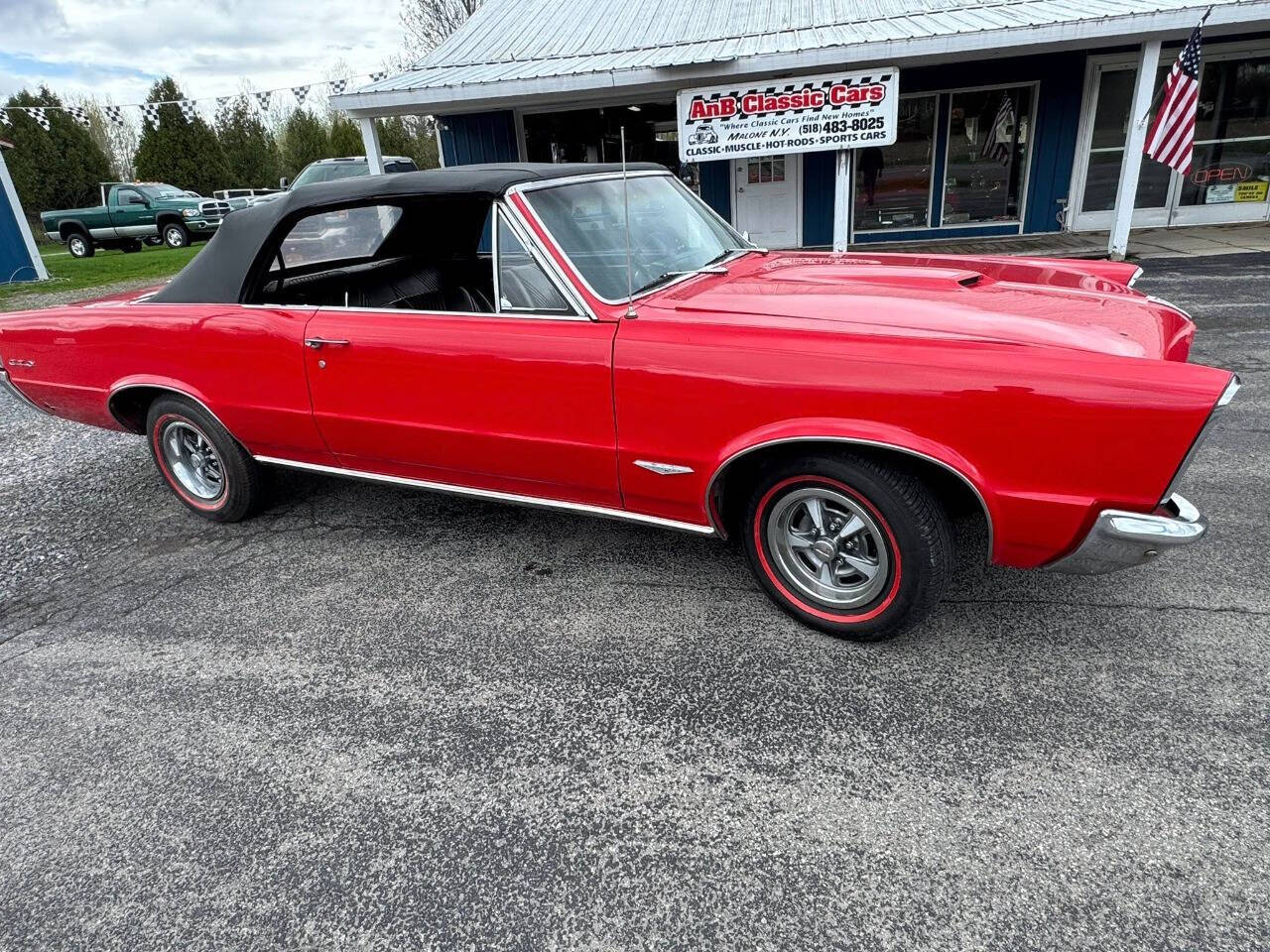 1965 Pontiac GTO 6