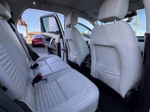 2022 Land Rover Discovery Sport P250 SE