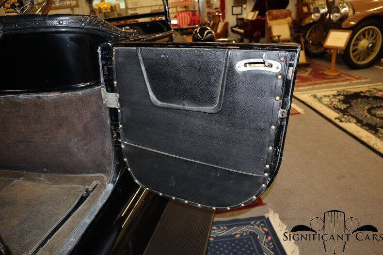 1916 Studebaker ED-6 7 Pass Touring