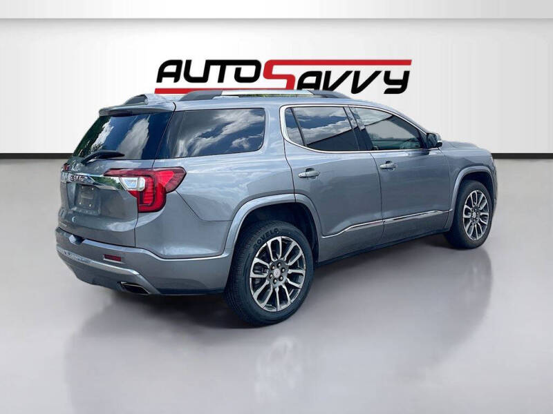 2022 GMC Acadia Denali