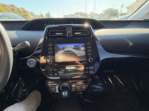 2021 Toyota Prius L Eco