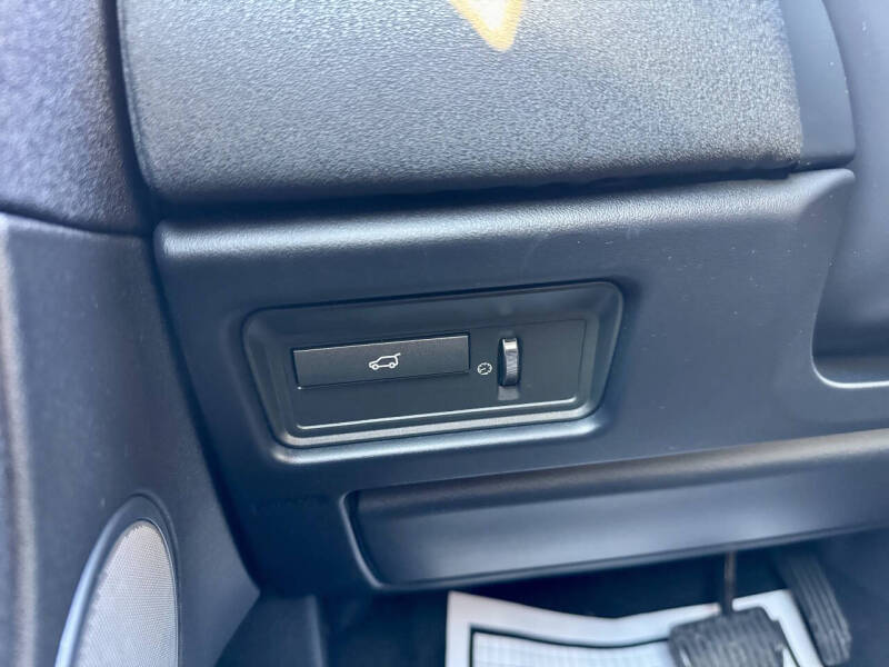 2013 Land Rover Range Rover Evoque Pure Plus