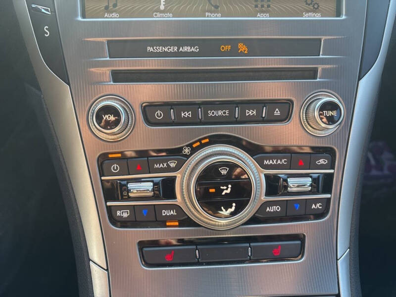 2017 Lincoln MKZ Premiere