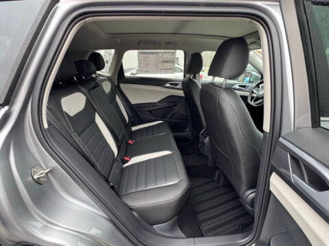 2026 Volkswagen Taos SEL 4Motion