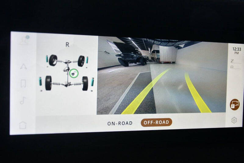 2023 Land Rover Defender 110 X-Dynamic SE