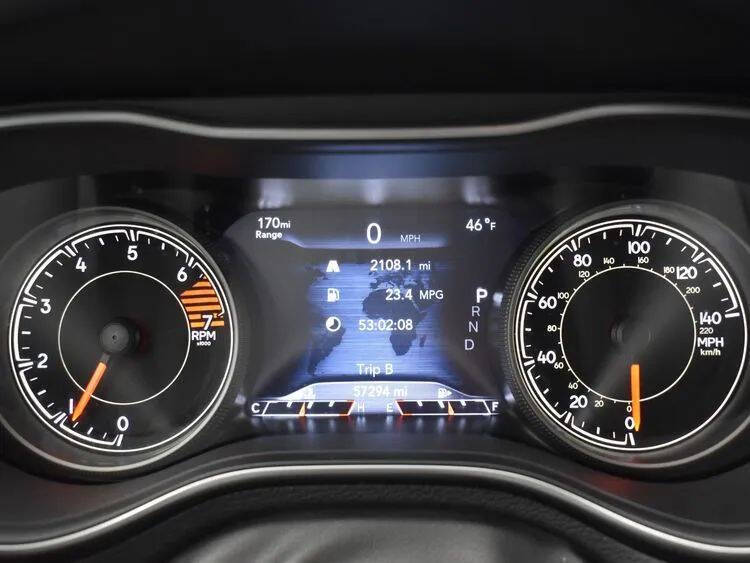 2023 Jeep Cherokee Altitude Lux