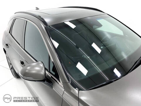 2023 Genesis GV70 2.5T Standard