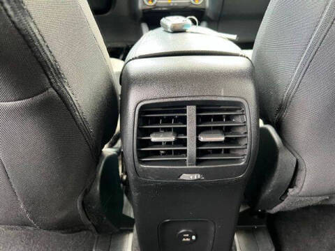 2022 Ford Escape Hybrid SE