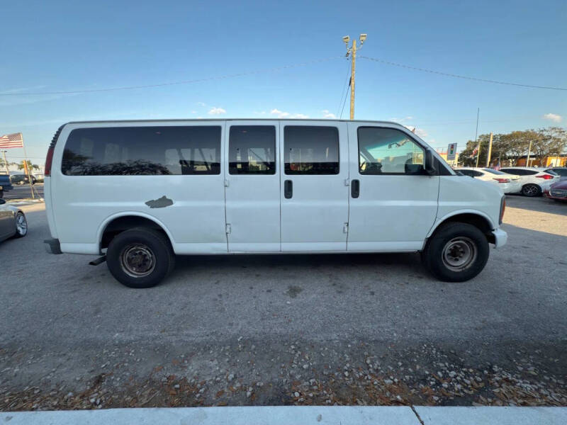 2002 Chevrolet Express