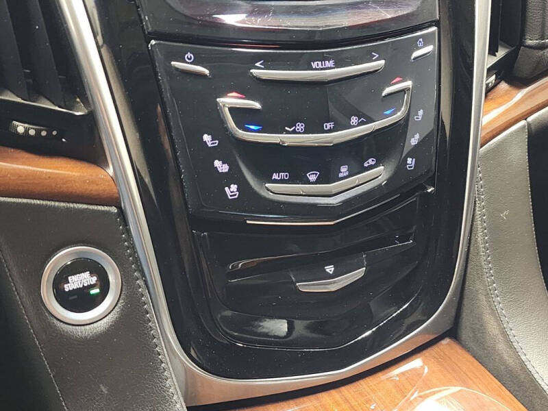 2019 Cadillac Escalade ESV Luxury