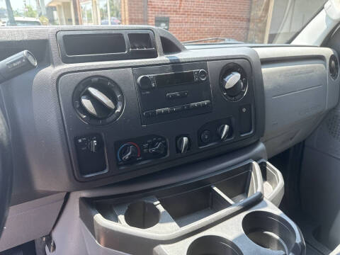 2014 Ford E-Series
