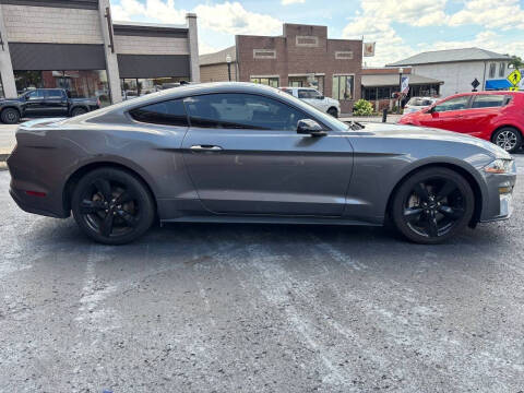 2022 Ford Mustang EcoBoost Premium